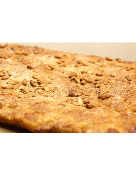 Coca de full farcida de cabell d'àngel